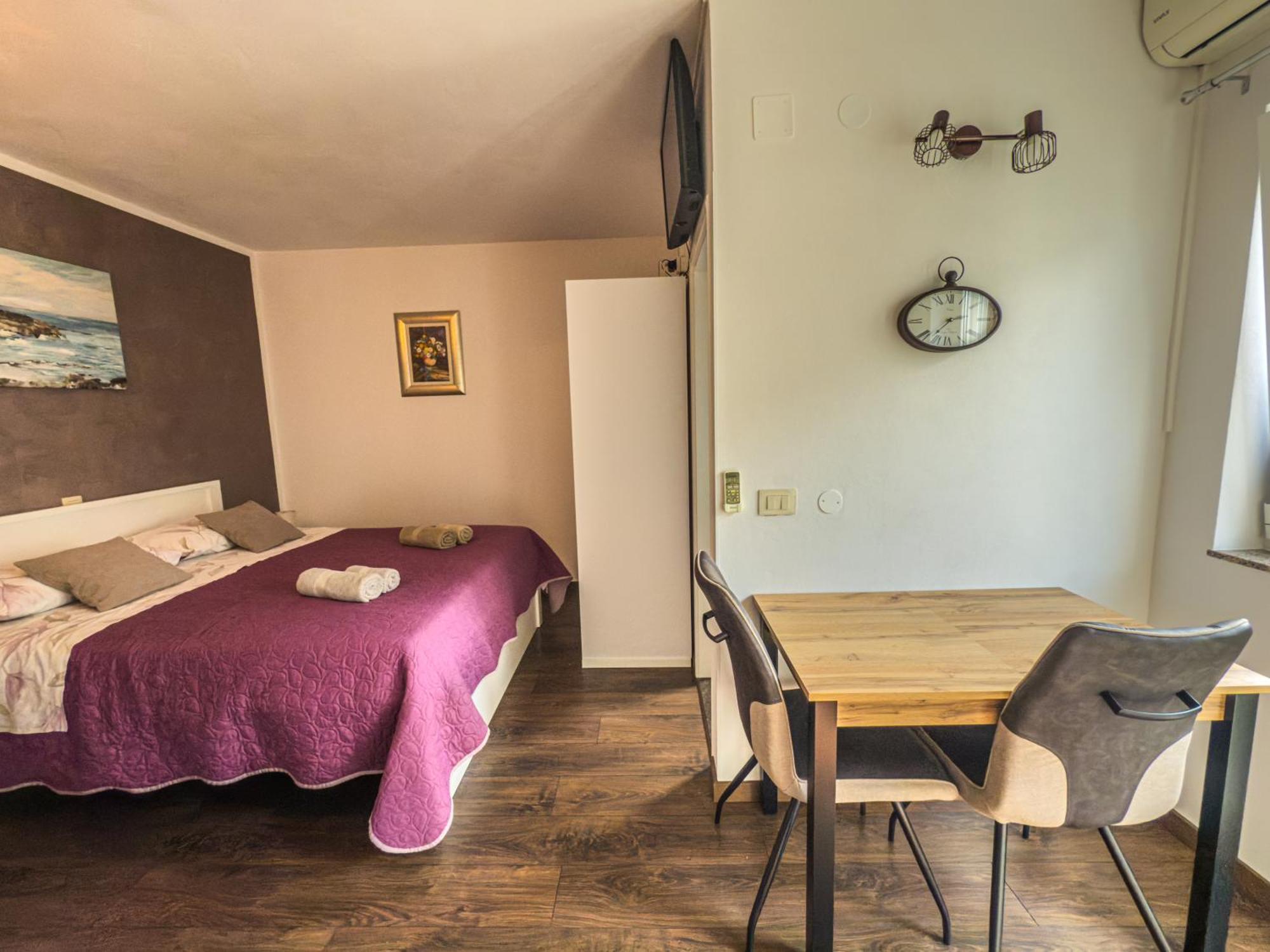 Apartments Tin 罗维尼 外观 照片
