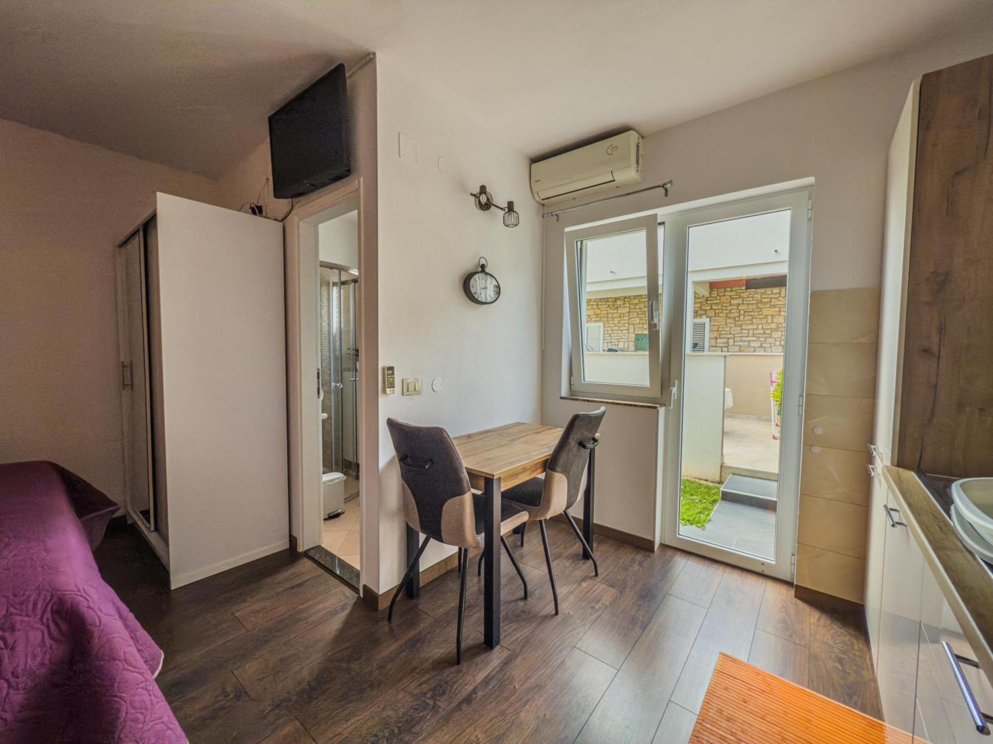 Apartments Tin 罗维尼 外观 照片